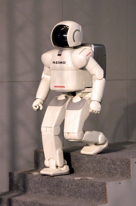 Робот Asimo