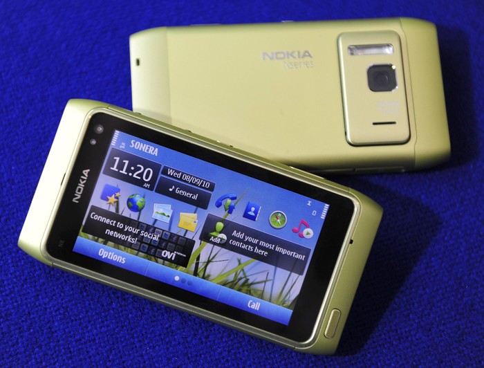 Обзор Nokia N8