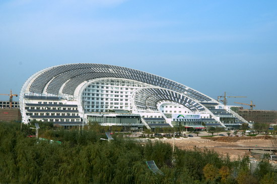 Самое большое в мире офисное здание работающее на солнечной энергии