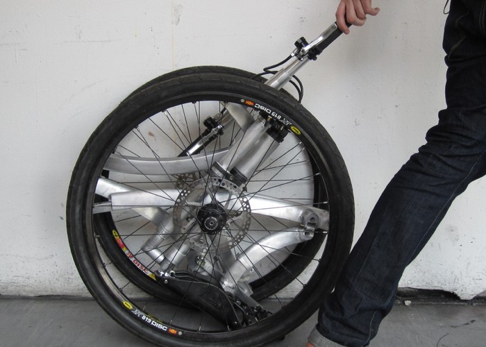 Contortionist - велосипед, сворачивающийся до размеров колеса