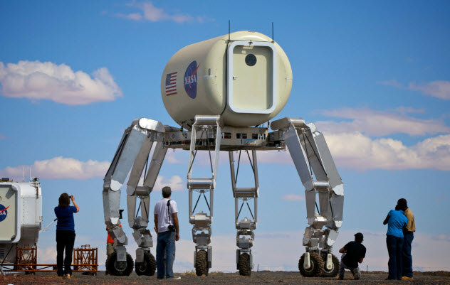 NASA тестирует роботов для использования в космосе
