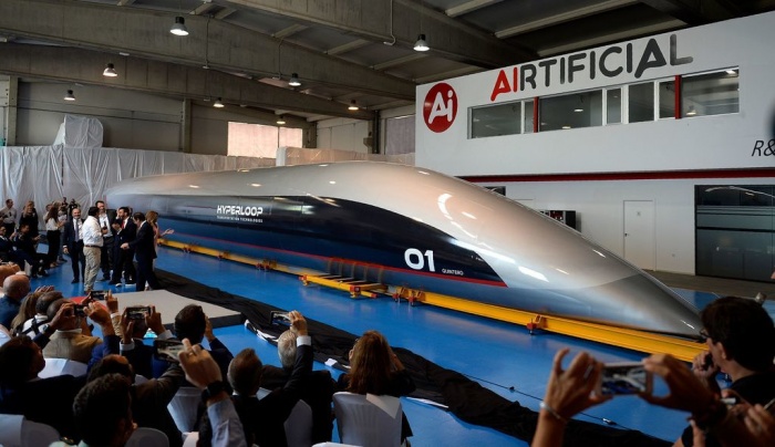 Quintero One - вакуумный поезд для проекта Hyperloop