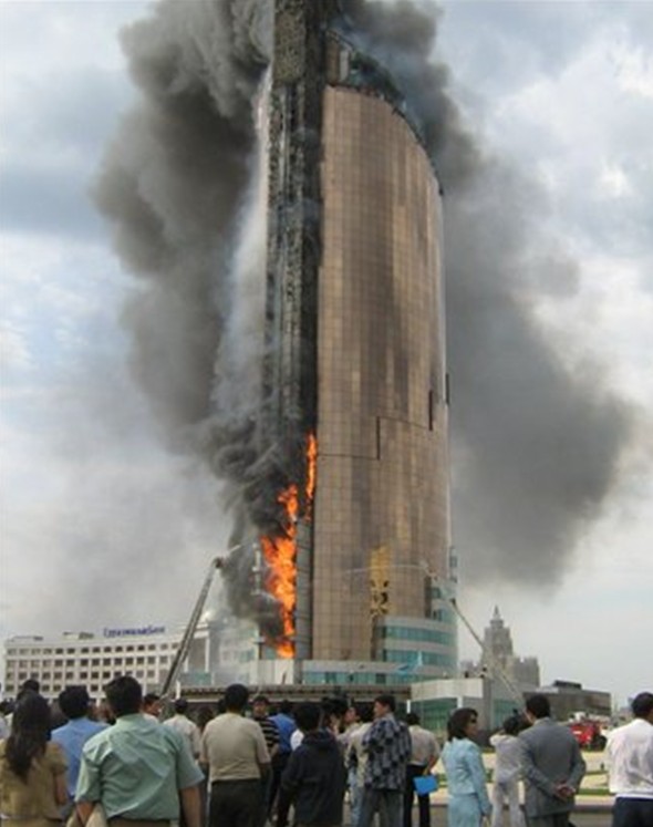 Первая в мире фасадная пожарно-эвакуационная система для небоскребов