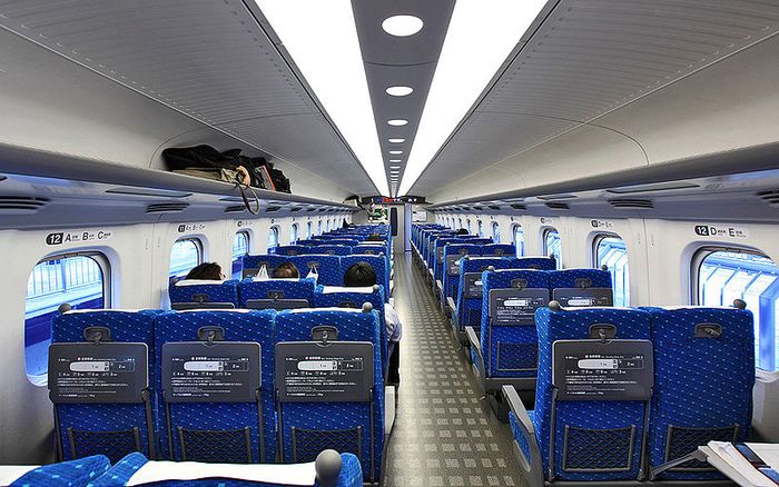 Супертранспорт: Скоростной поезд Shinkansen (N700)