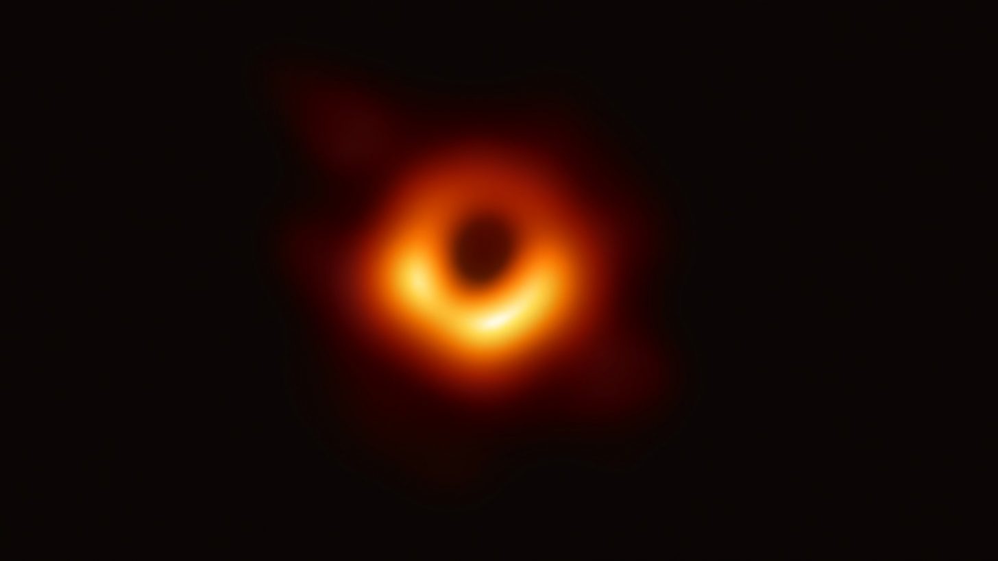 Первая в мире фотография чёрной дыры
