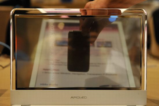 Ноутбук с прозначным OLED-дисплеем от Samsung