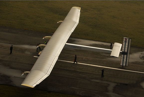 24-часовой вылет Solar Impulse - самолета на солнечных батареях