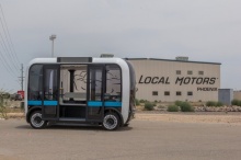 Автобус Olli  с искусственным интеллектом, напечатанный на 3D-принтере