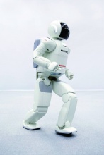 Робот-андроид Honda Asimo