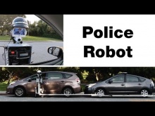 Embedded thumbnail for Полицейский робот проверяет документы автомобилистов